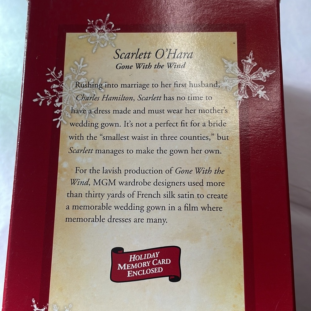 Hallmark Scarlett O’Hara ornament - Picture 4 of 4